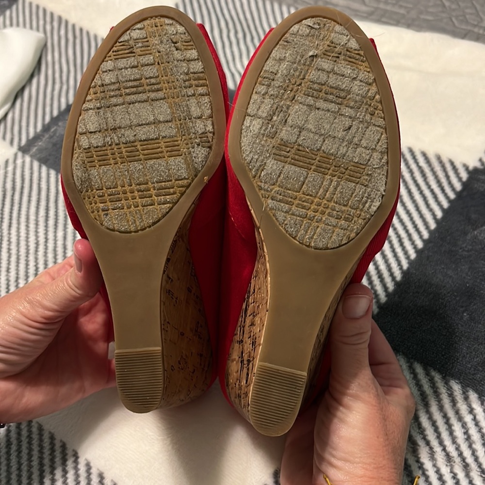 Heels 👠 - Picture 3 of 4